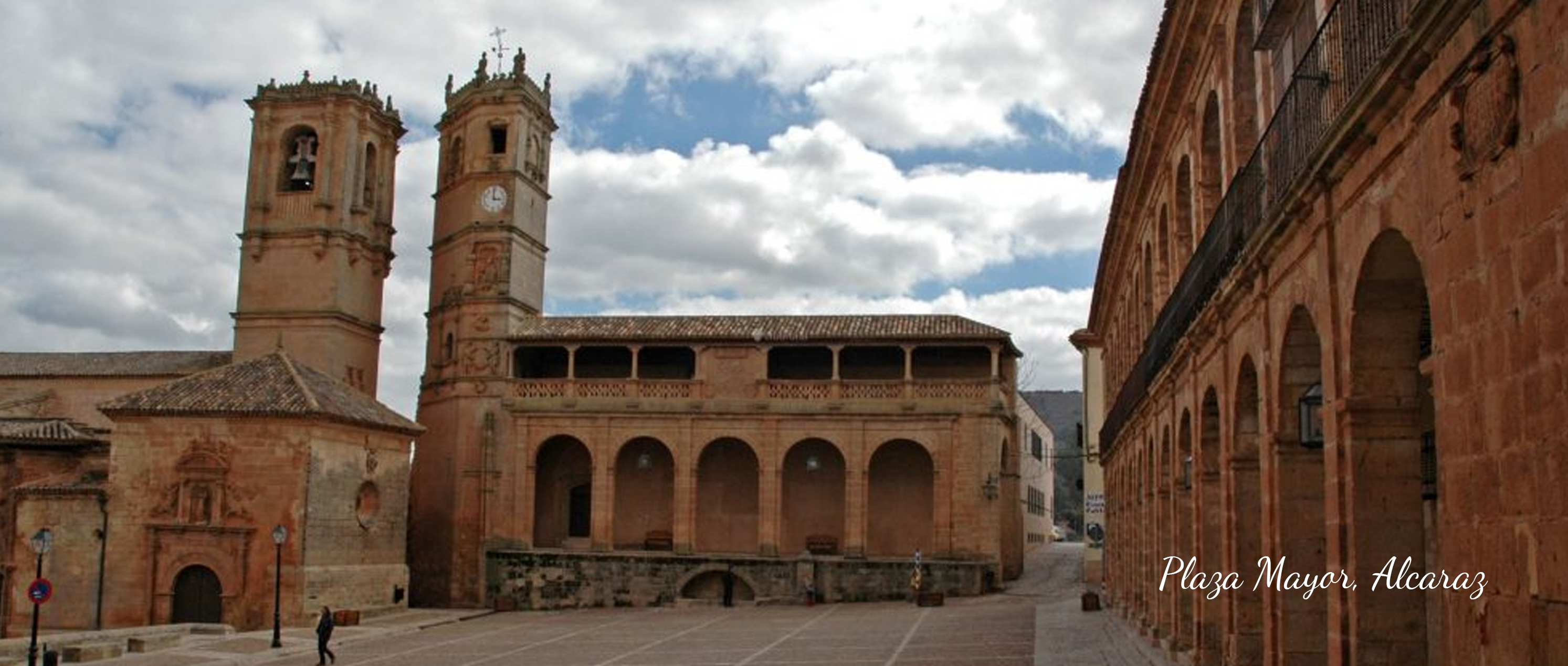 plaza-01